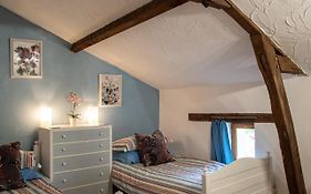 Lavender House - Traditional Stone House Oozing Charm And Character