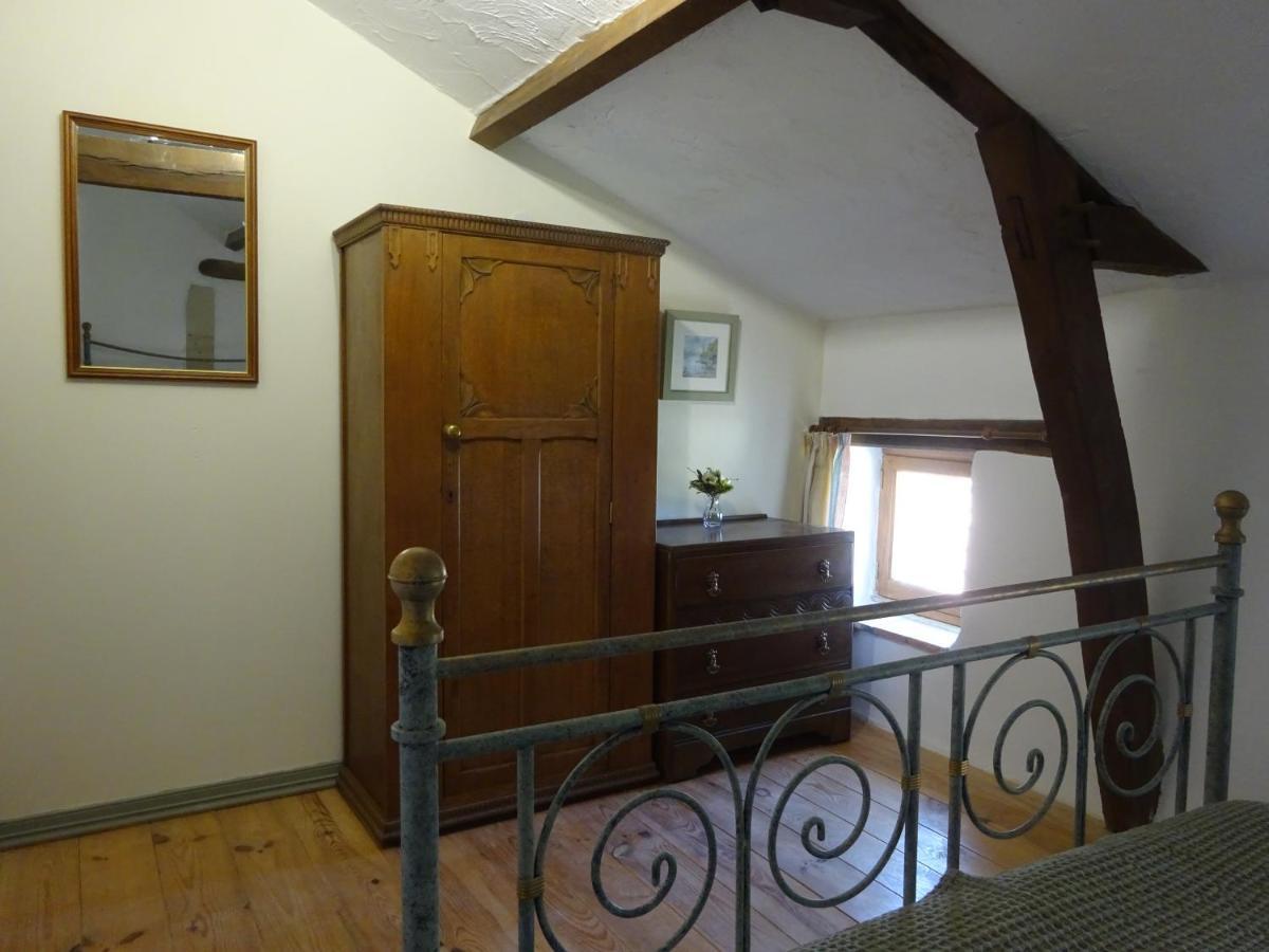 Lavender House - Traditional Stone House Oozing Charm And Character Cersay Extérieur photo